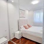 Apartman Maslina House - Family 2 With Pool *