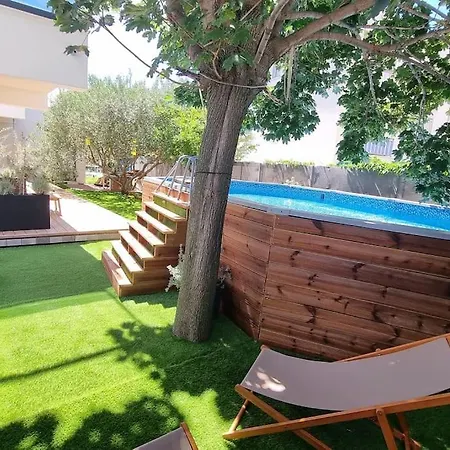 Maslina House - Family 2 With Pool Solin